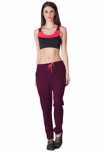 Lyra Womens Regular Fit Gym Track Pants With 2 Side Pockets 4 Way Stretchable Beige