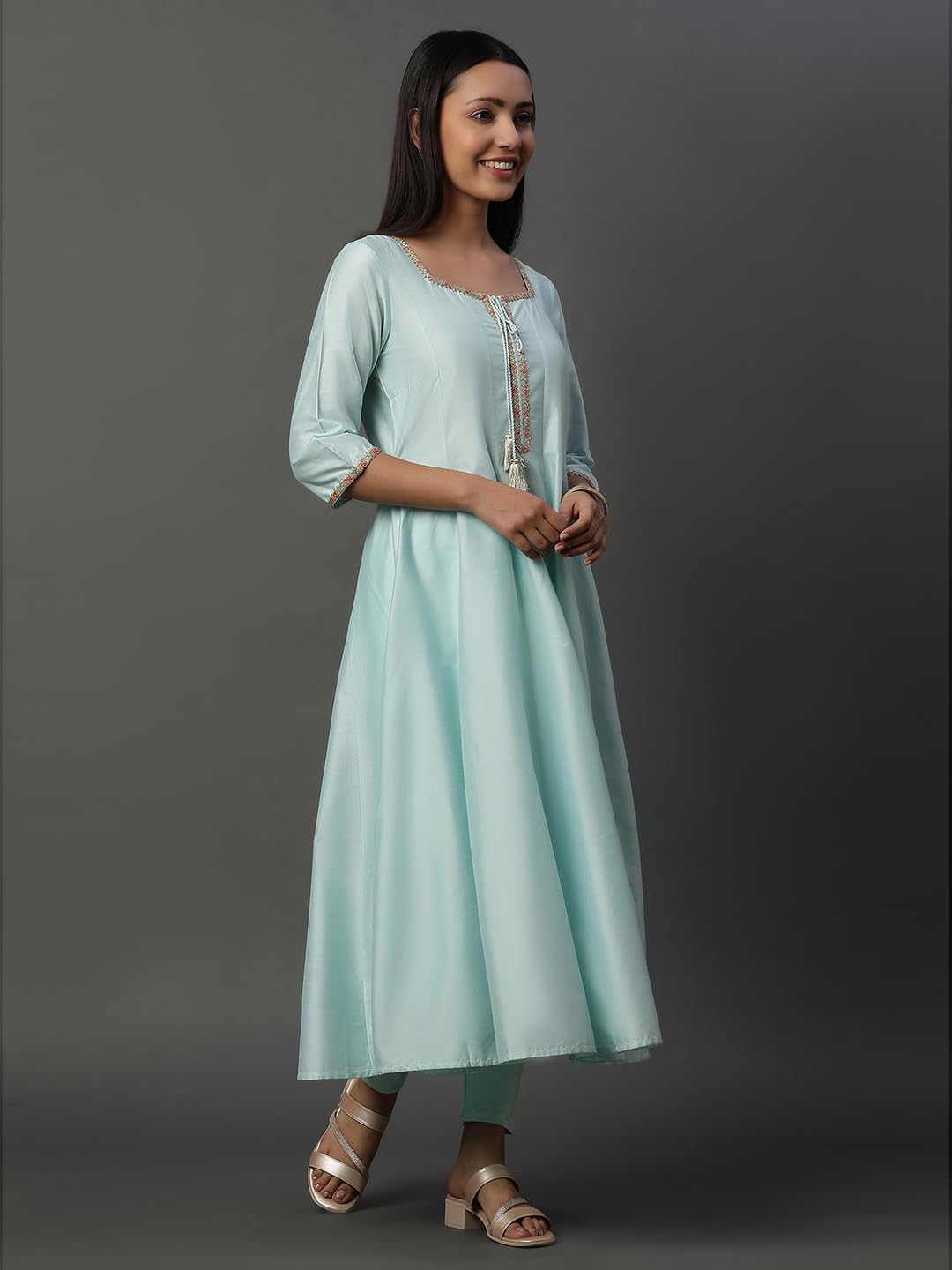 Aurelia White Floral Printed High-Slit Kurta, Pleated Skirt and Dupatta Set