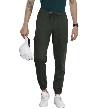 The Indian Garage Co Men Slim Fit Solid Mid-Rise Cuffed Cargos Jungle Green