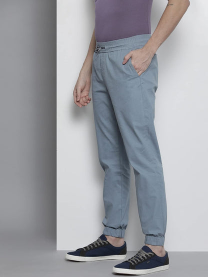 The Indian Garage Co Men Slim Fit Solid Mid-Rise Woven Joggers Blue