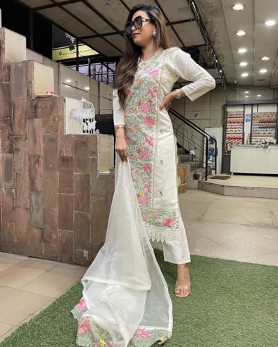 ANNI DESIGNER Women's Rayon Floral Straight Kurta with Pant & Dupatta