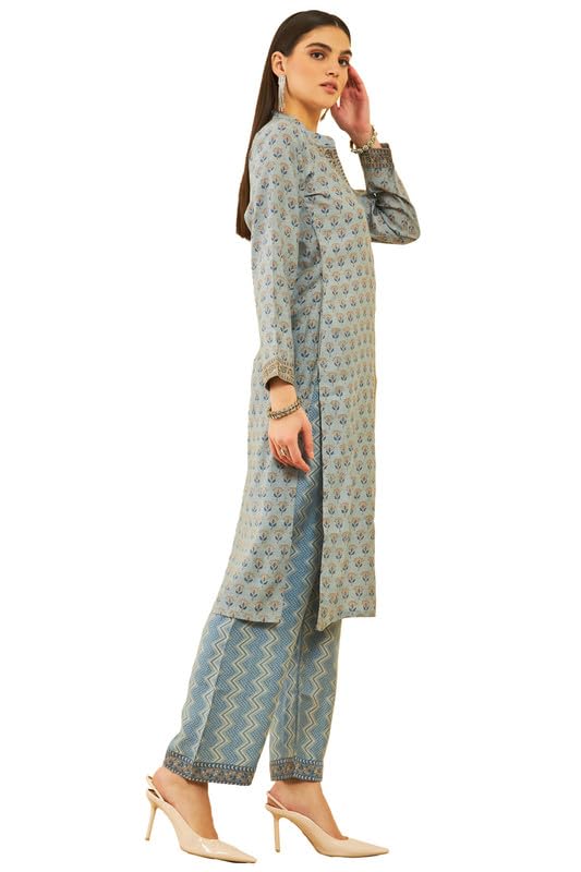 Soch Womens Blue Muslin Floral Printed Kurta Set With Zari Detailed