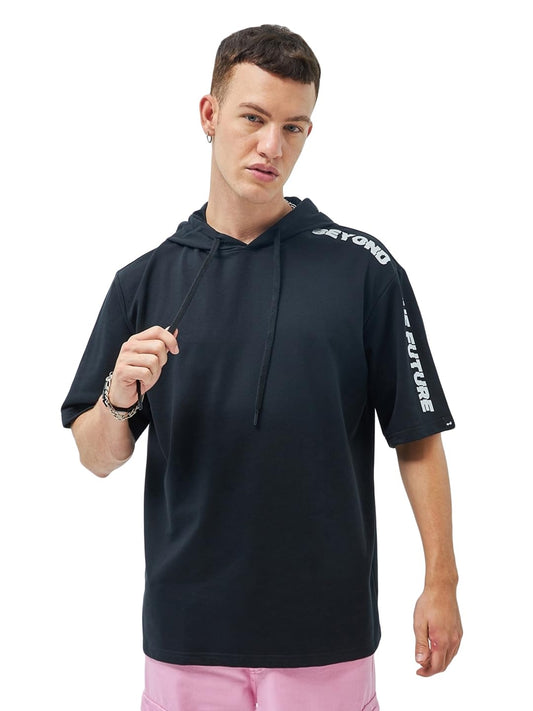Bewakoof Mens Typography Oversized Fit Half Sleeve Hooded Neck Terry T-Shirt_ 604513 Black M