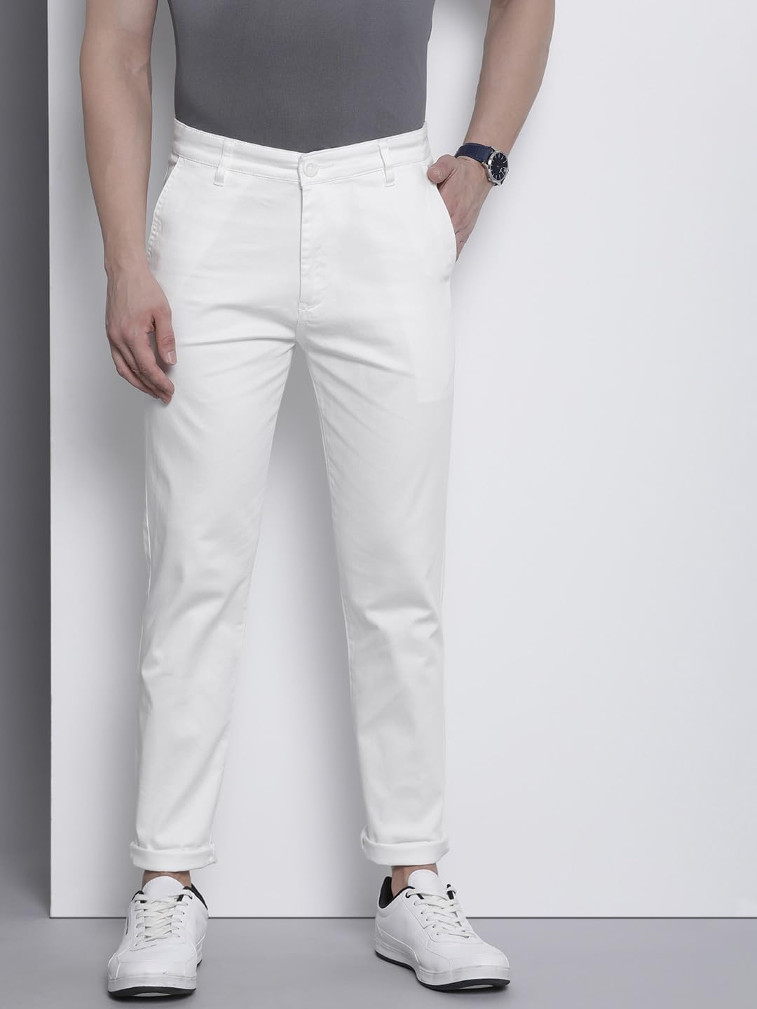 The Indian Garage Co Men Slim Fit Solid Mid-Rise Stretchable Chinos Bright White