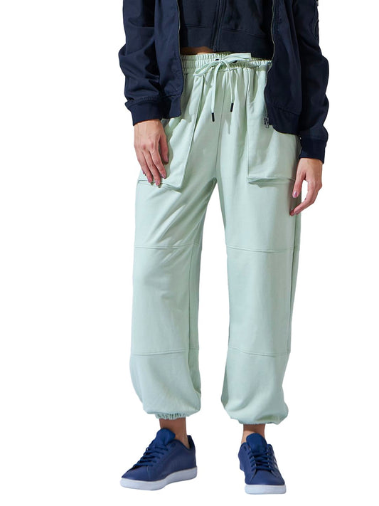 Bewakoof Womens Mid Rise Air 1.0 Solid Oversized Joggers_585717_Green_L