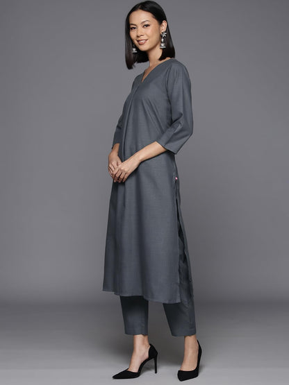 Varanga WomenS Silk Blend Kurta Set  Elegant Traditional Ethnic Wear With Dupatta And Bottom For Women