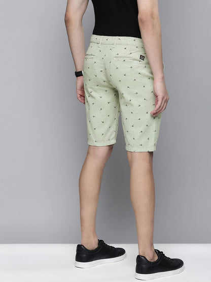 The Indian Garage Co Men Slim Fit Solid Mid-Rise Chino Shorts Mint Green