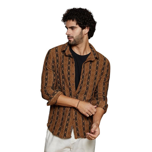 Campus Sutra Mens Chocolate Brown & Onyx Black XOXO-Tactile Shirt for Casual Wear | Spread Collar | Long Cuffed Sleeves | Butto