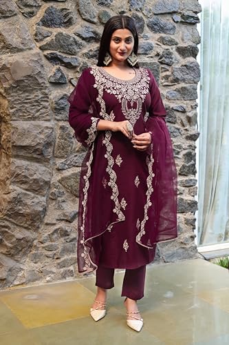 Womanista Women's Rayon Kurta Set