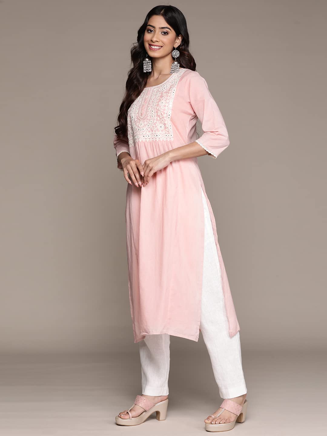 anubhutee Women's Pure Cotton Ethnic Motifs Pink Embroidered Straight Kurta