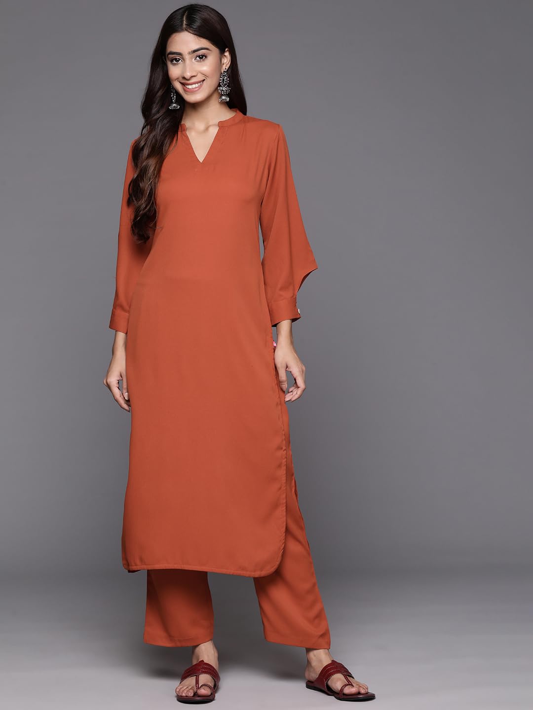 Varanga WomenS Silk Blend Solid Regular Kurta Set  Elegant & Comfortable Ethnic Wear For Women, Perfect For Casual & Festive Oc
