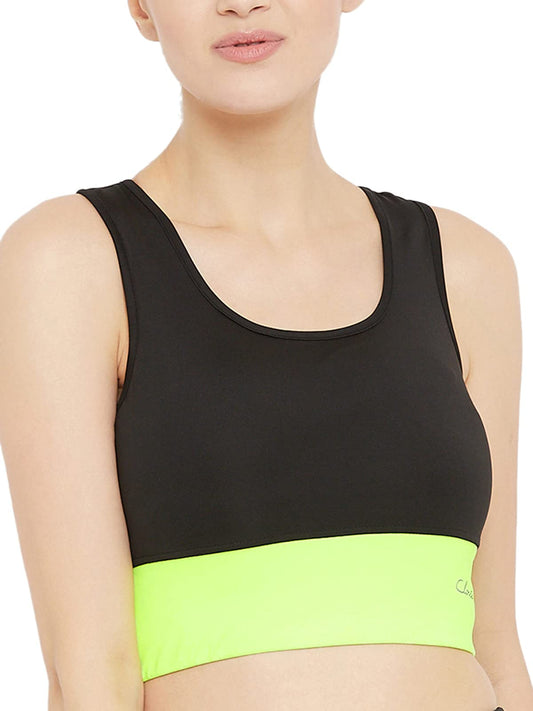 Clovia Womens Polyester Lightly Padded Wire Free Sports Bra (BR2084P11M_Green_M)