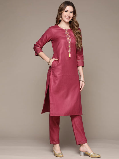 anubhutee Women's Silk Blend Sage Green Ethnic Embroidered Straight Kurta Suit Set With Pants