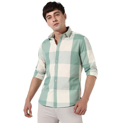 Campus Sutra Mens White & Sage Green Buffalo Check Button Up Regular Fit Shirt for Casual Wear | Cotton Shirt Crafted with Regu