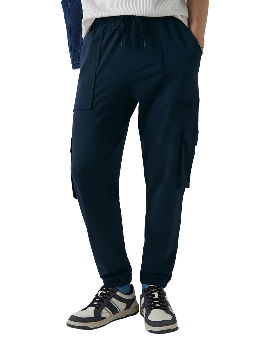 Bewakoof Mens Mid Rise Air 1.0 Solid Oversized Fit Poly Cotton Cargo Joggers_646413_Blue_L
