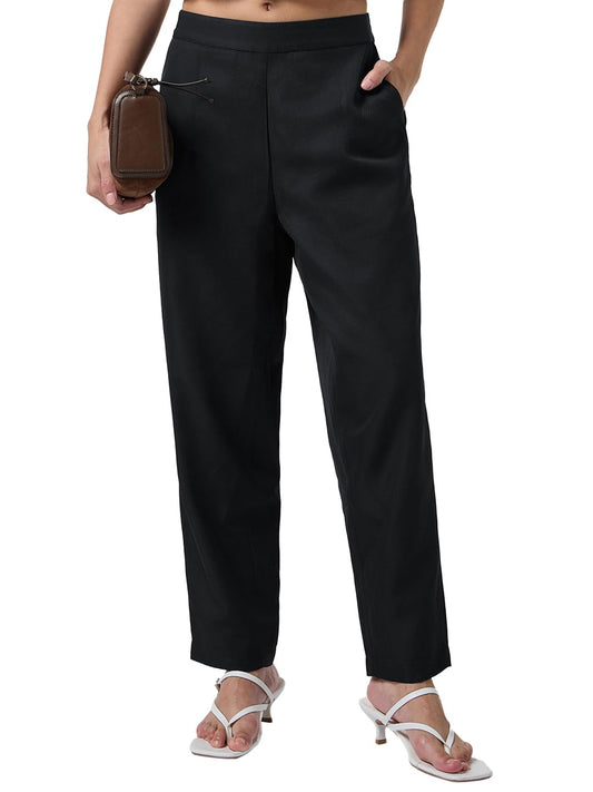 Bewakoof Womens Solid Oversized Fit Polyester Korean Pant_684632_Black_S