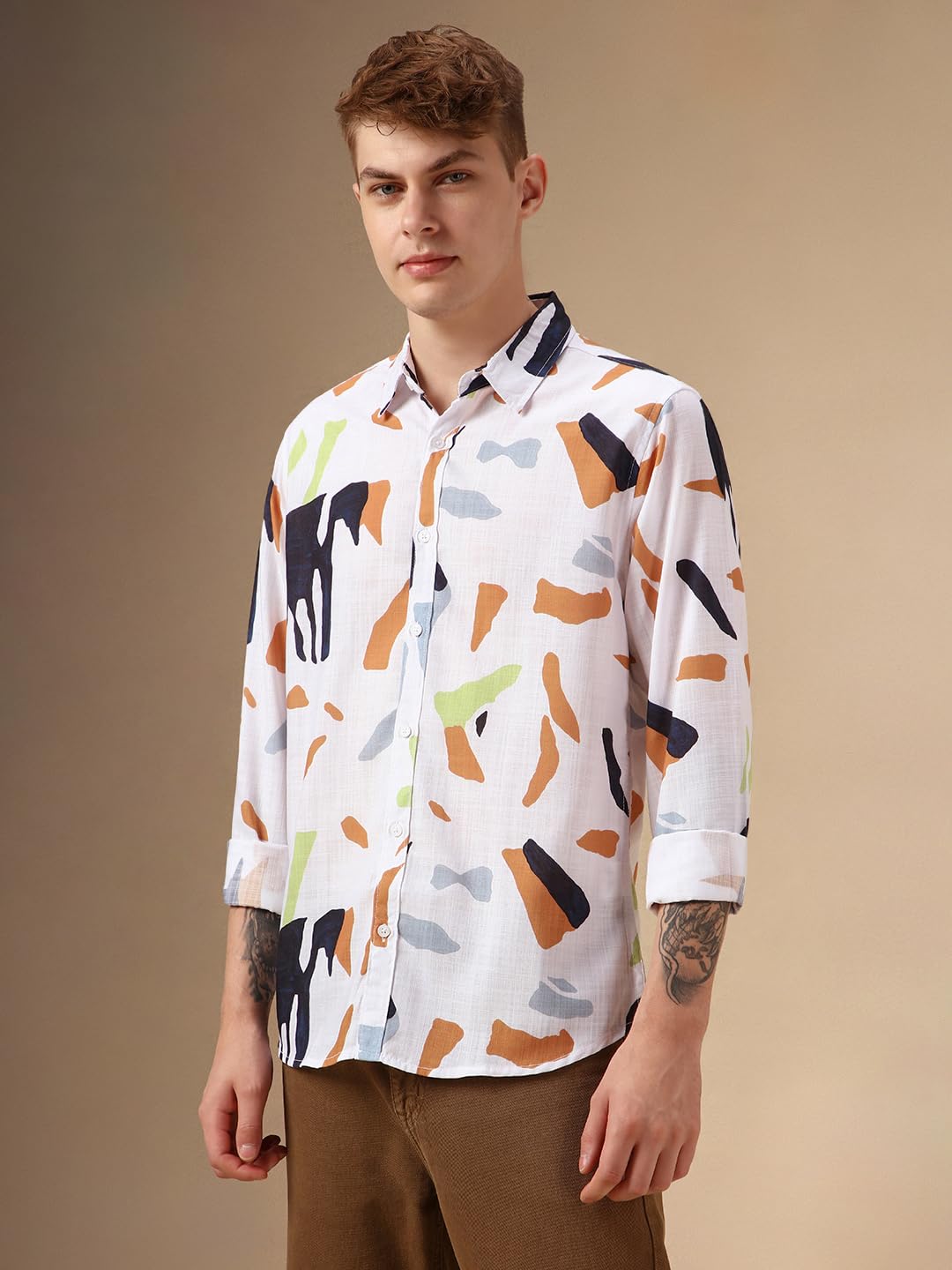 Dennis Lingo Men White Cotton Slub Full Sleeve Spread Collar Abstract Print Shirts