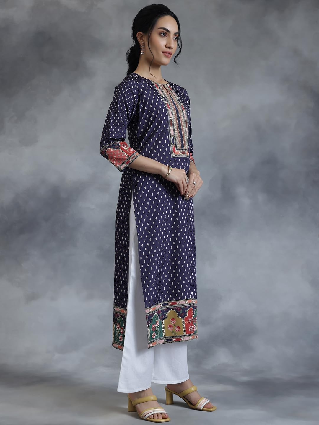 Libas WomenS Crepe Printed Straight Kurta (26566_Purple