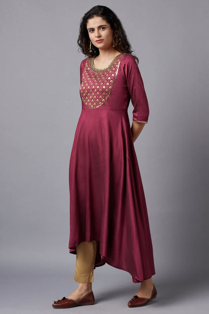 Aurelia Red Embroidered Regular Kurta with Zari