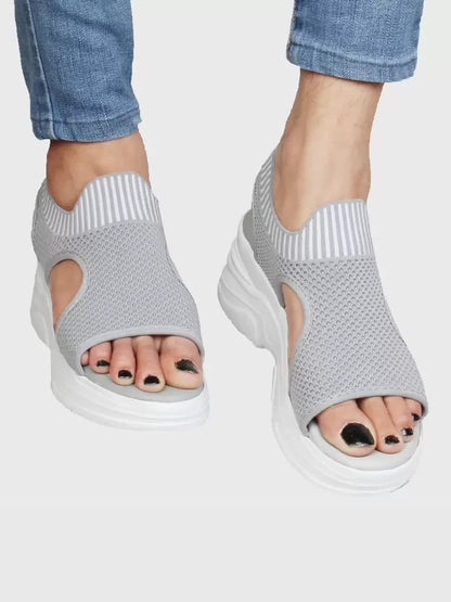 Shoetopia Lightweight Comfortable Trendy Flatforms Grey Sandals For Women & Girls