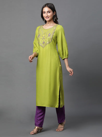 Aurelia Green Embroidered Straight Long Kurta With Zari