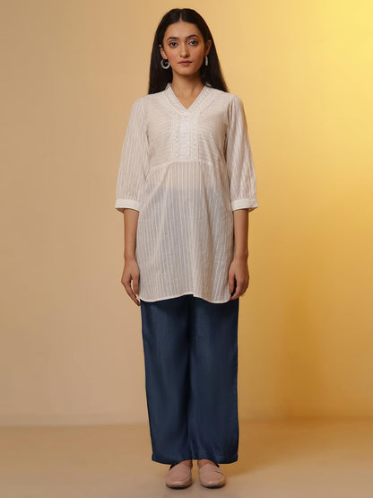 Aurelia WomenS Striped Cotton Kurti Set With Pants