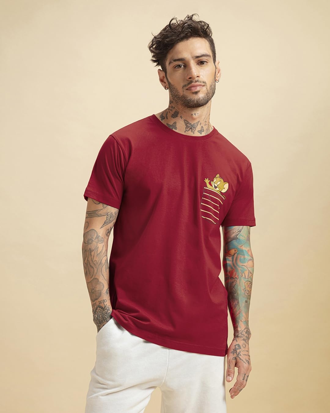 Bewakoof Mens Tom & Jerry Graphic Printed 100% Cotton T-Shirt - Regular Fit, Round Neck, Half Sleeves