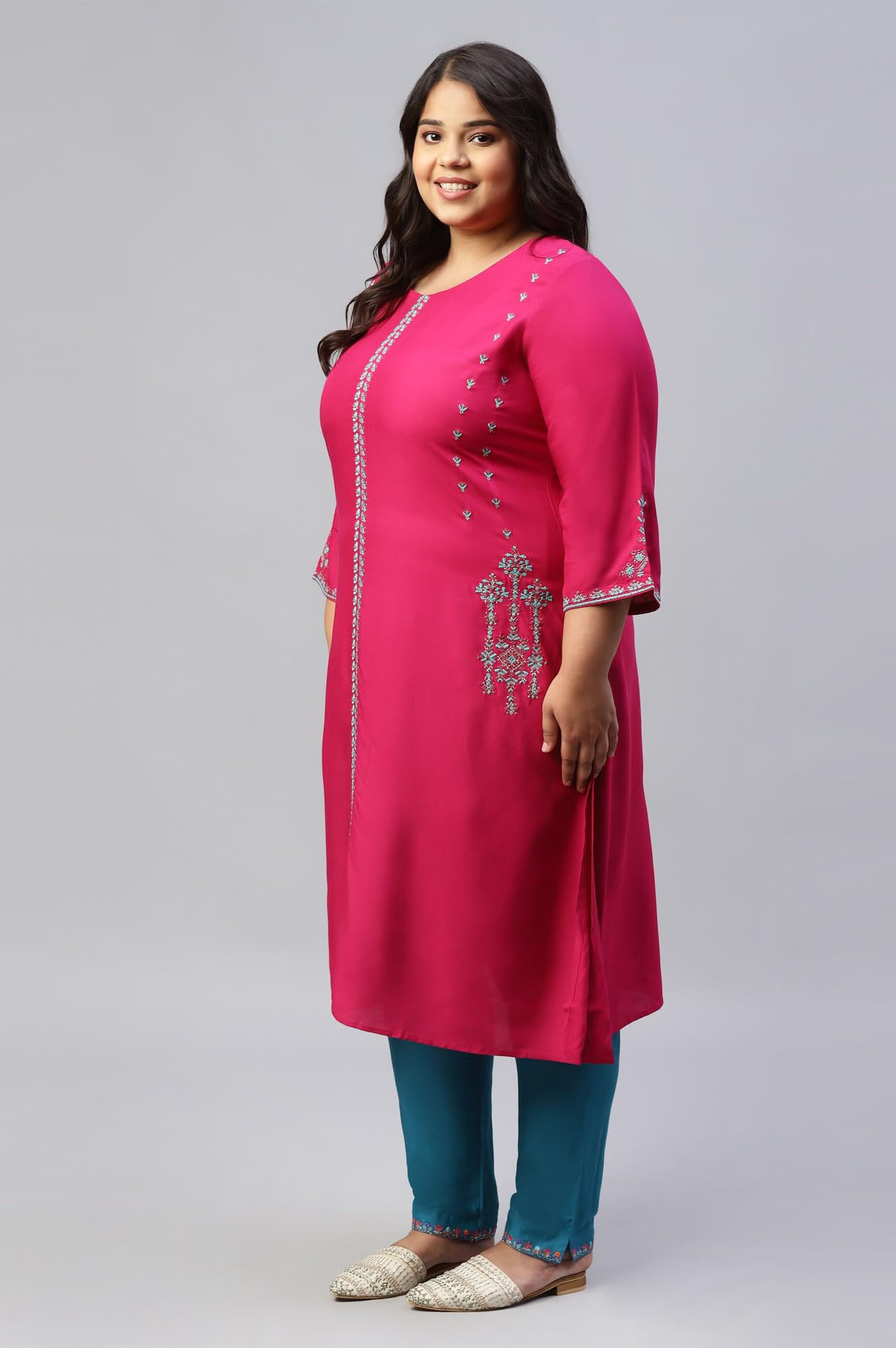 W for Woman Viscose Women Plus Size Dark Embroidered A-Line Regular Kurta