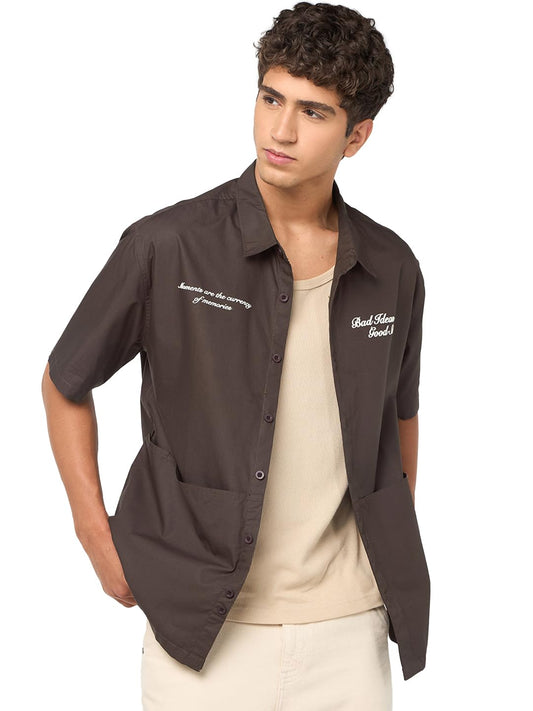 Bewakoof Mens Typography Print Oversized Fit Half Sleeve Collar Poplin Shirt_666758_Brown_XL