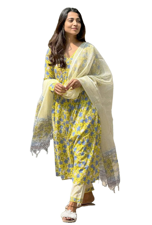 Alvami Women's Viscose Regular Kurta Set