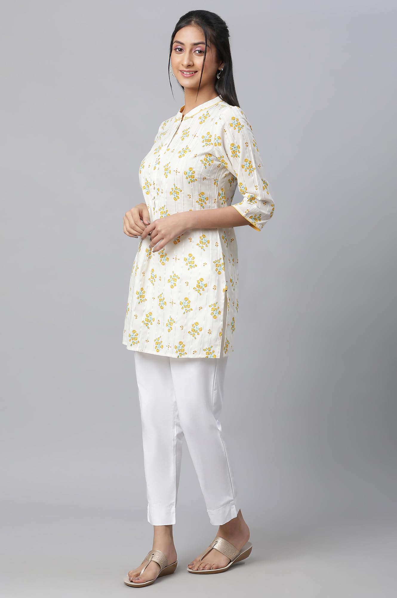 Beige Floral Printed Textured Kurti