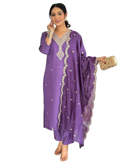 Naixa WomenS Levender Chanderi Embroidered Straight Kurta With Chanderi Pant And Organza Embroidered Dupatta Sets (Nx2-Jk-106-L