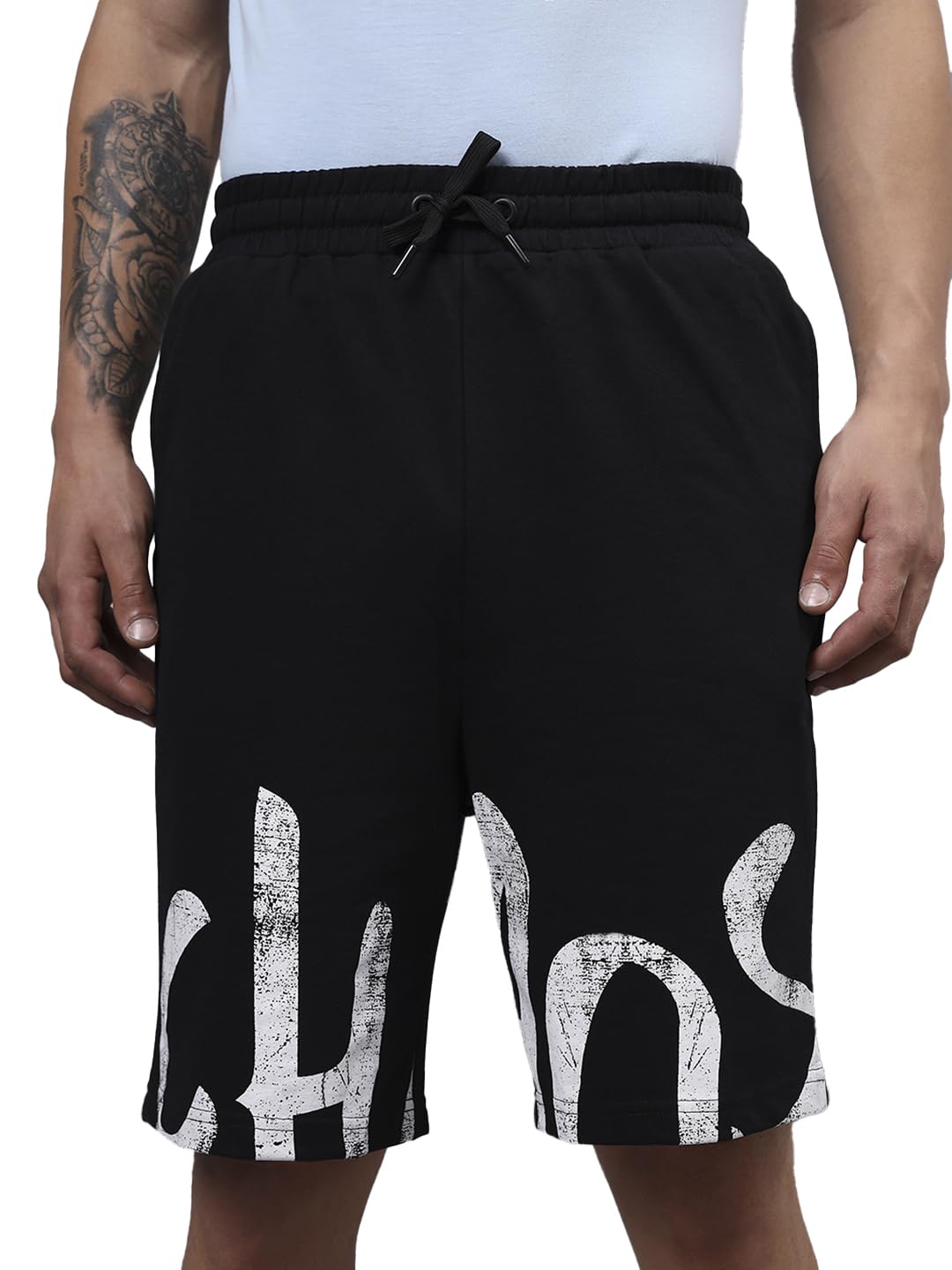 Bewakoof MenS Typography Oversized Fit Shorts_584152_Black_S