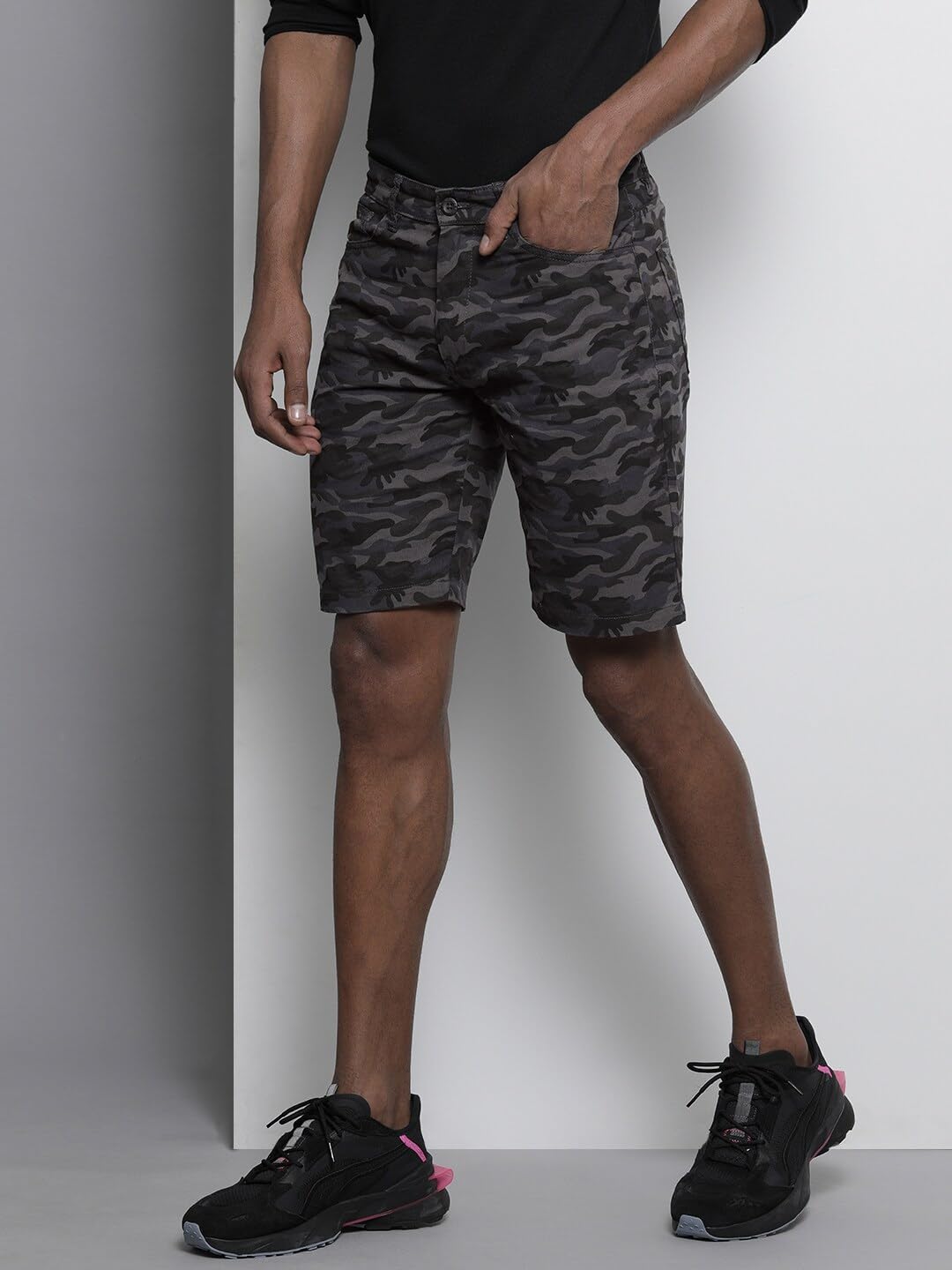 The Indian Garage Co Men Slim Fit Solid Mid-Rise Chino Shorts Grey Camo