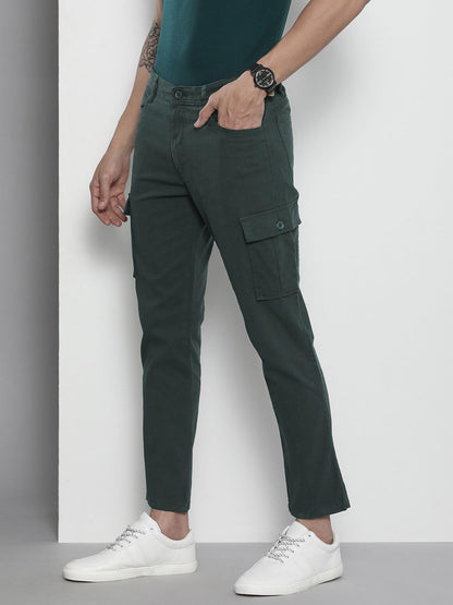 The Indian Garage Co Men Slim Fit Solid Mid-Rise Stretchable Cargos Jungle Green