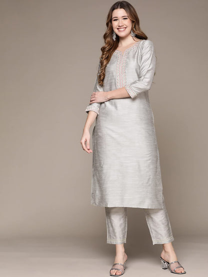 Anubhutee WomenS Cotton Grey Ethnic Motifs Zari Work Embroidered Straight Kurta Suit Set With Trousers