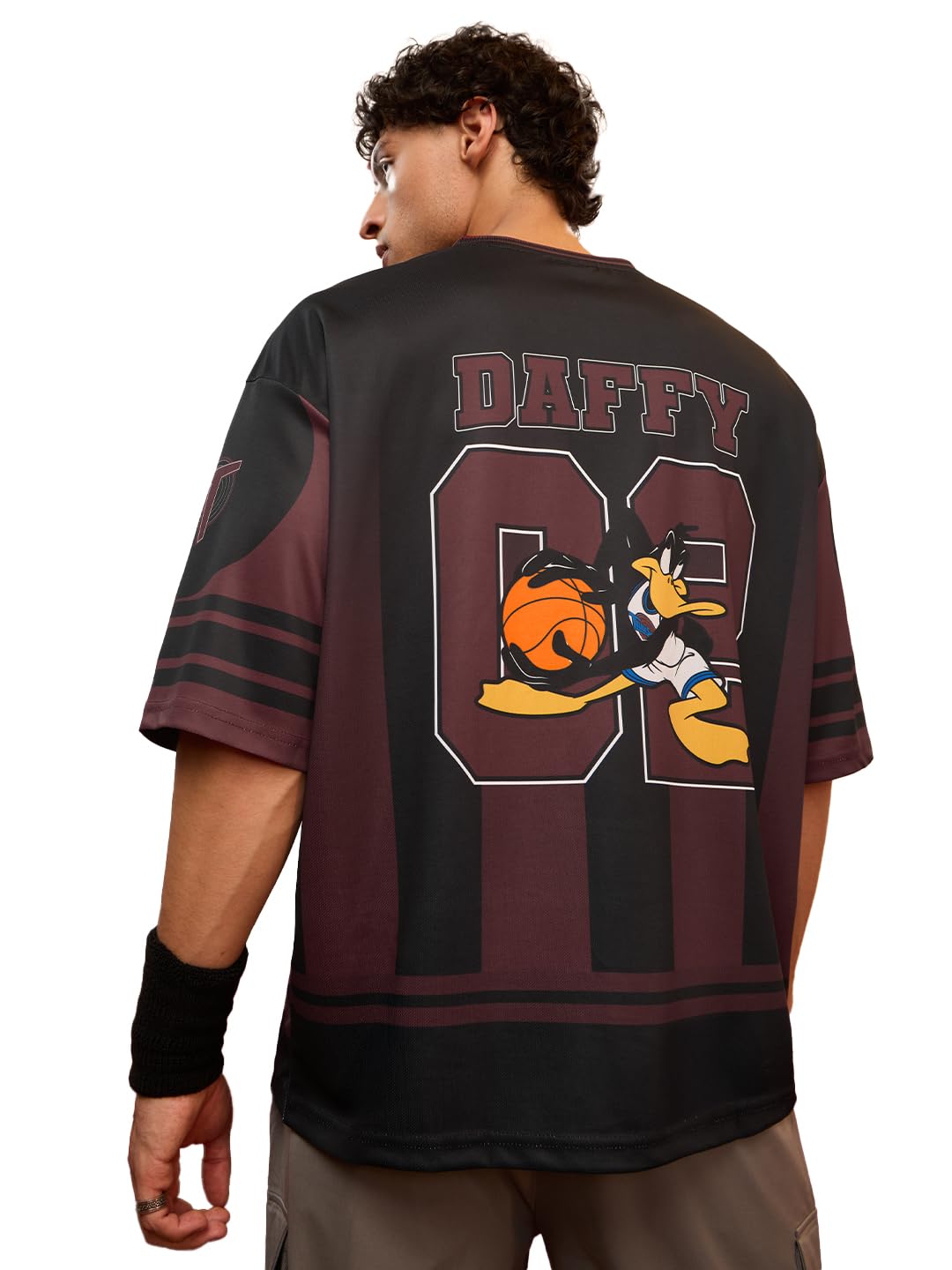 The Souled Store Looney Tunes: Daffy Men and Boys Short Sleeves V Neck Black and Brown Graphic Printed Polyester Oversized Jerse