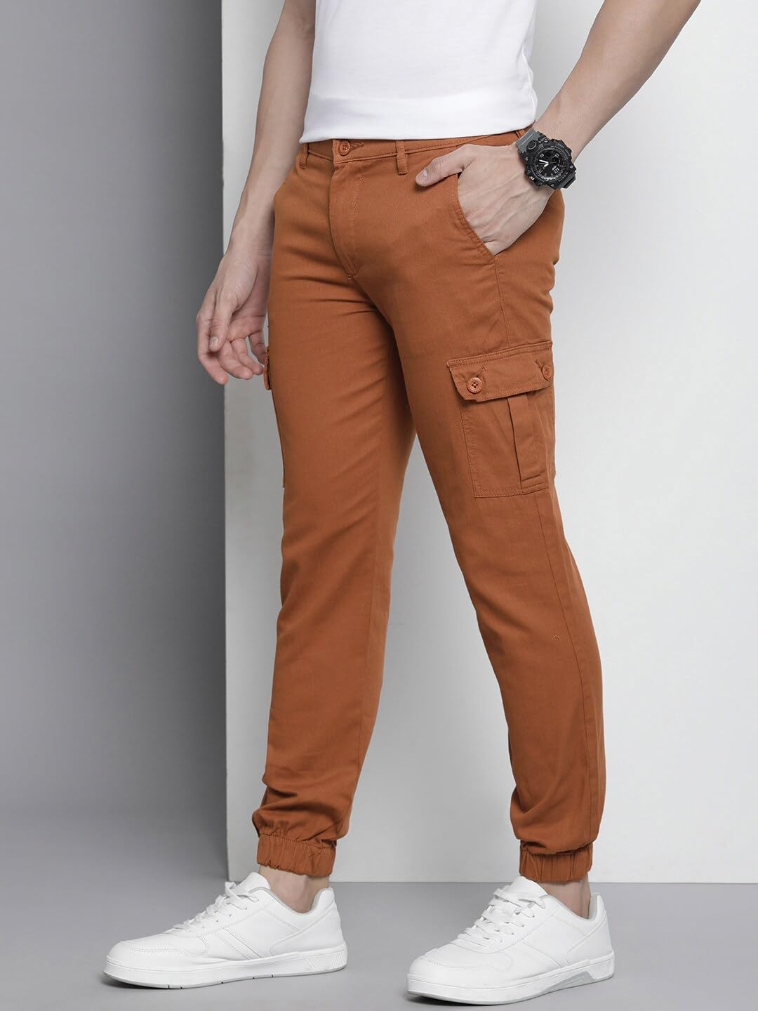The Indian Garage Co Men Slim Fit Solid Mid-Rise Stretchable Cuffed Cargos