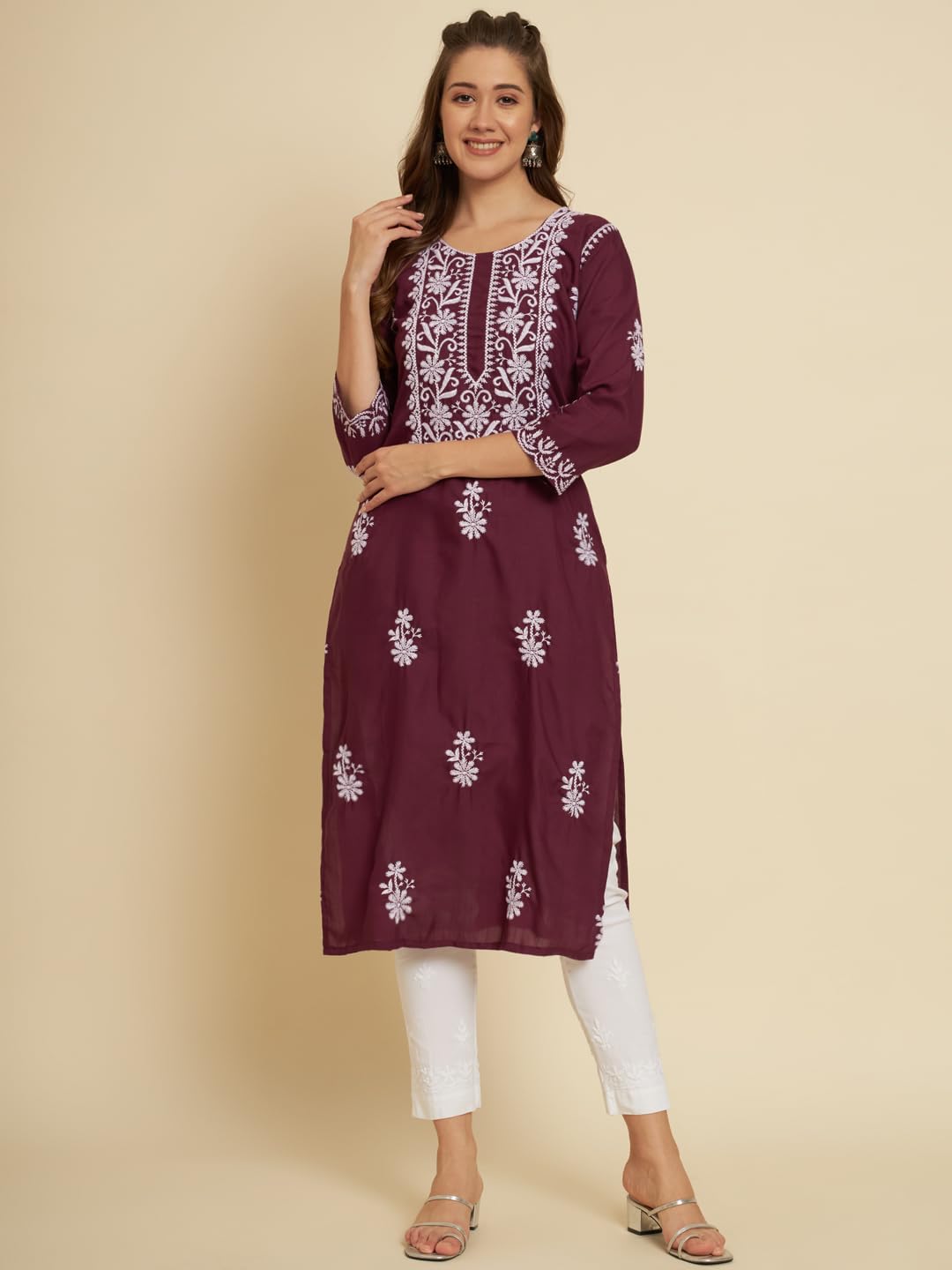 Vairagee WomenS Soft Slub Cotton Straight Cut Round Neck Kurta With Beautiful Lucknowi Chickenkari Work (1571) Wine