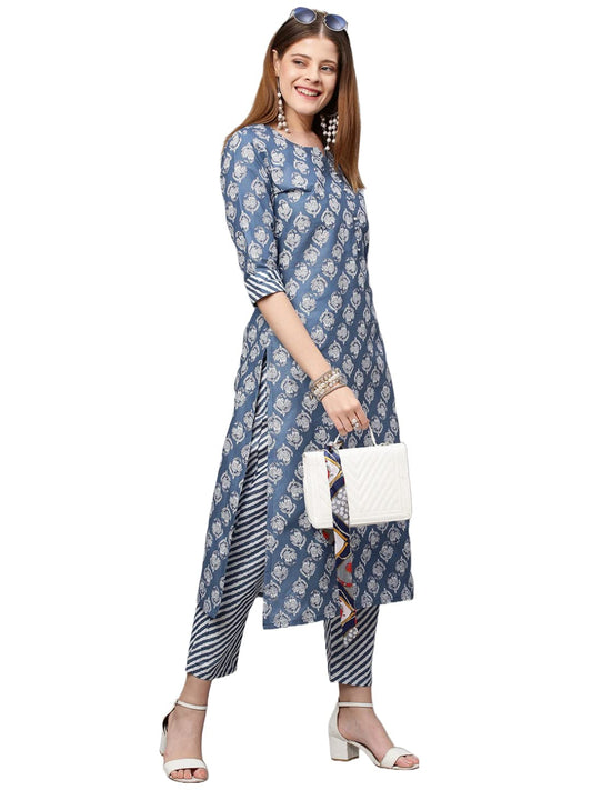 GoSriKi Women's Cotton Blend Straight Printed Kurta with Pant (Funki_New-GO)