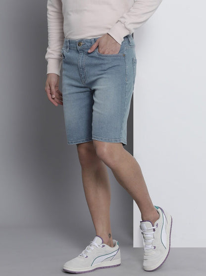 The Indian Garage Co Men Slim Fit Two Toned Mid-Rise Denim Shorts
