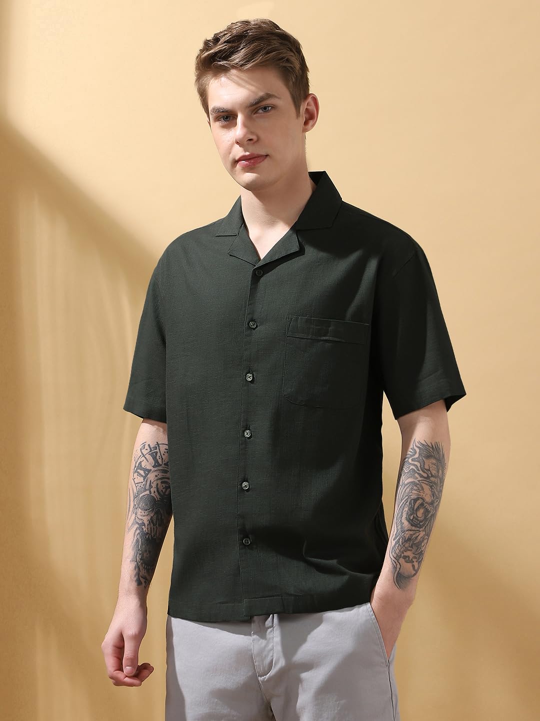 Dennis Lingo Men Relaxed Fit Olive Half Sleeves Cotton Casual Shirt