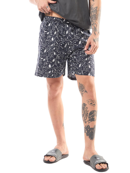 Bewakoof Snoopy Mens All Over Printed Regular Fit Poplin Boxer_635749_Black_S