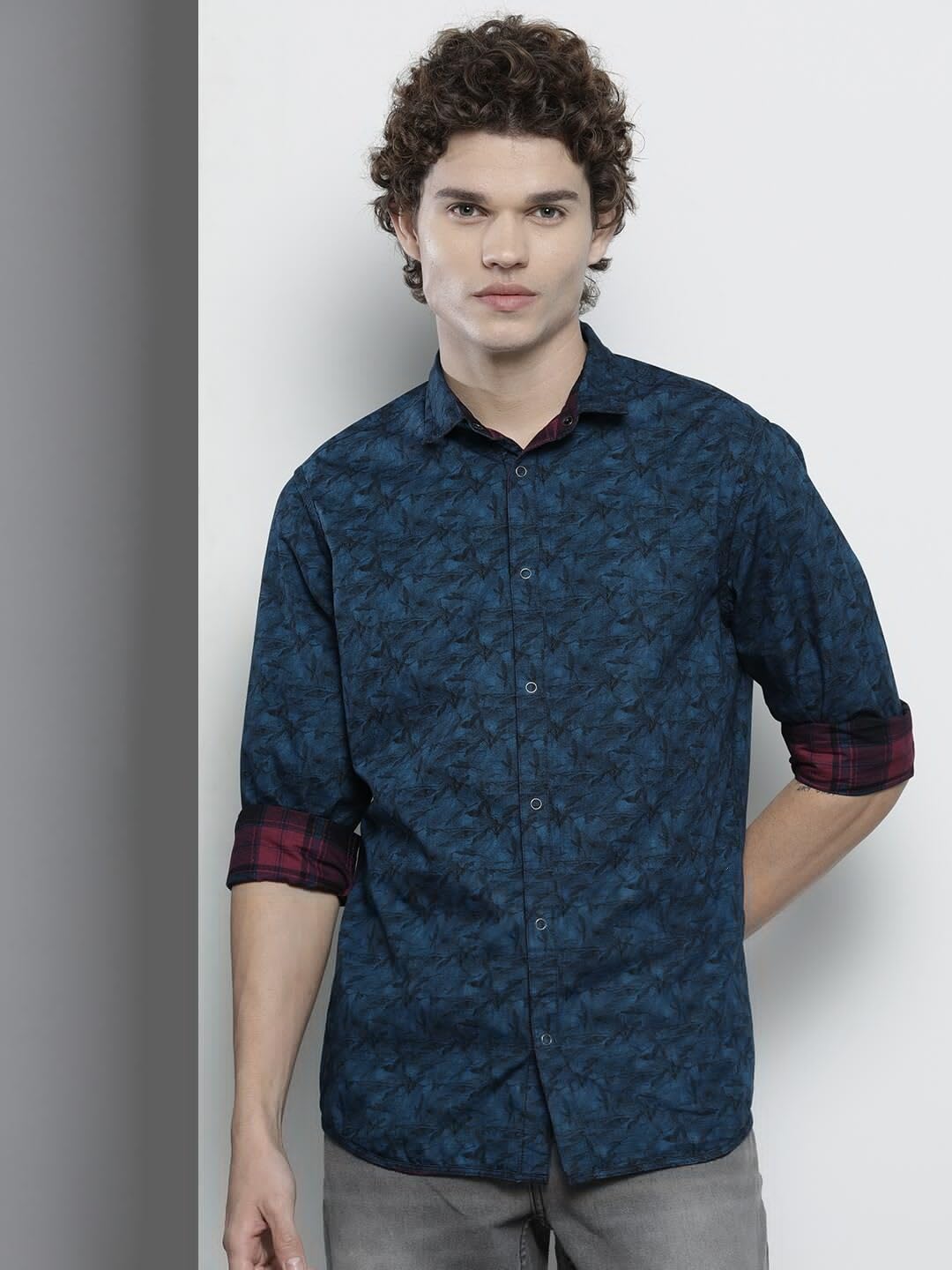 The Indian Garage Co Pink Regular Fit Spread Collar Checkered Long Sleeves Shirt