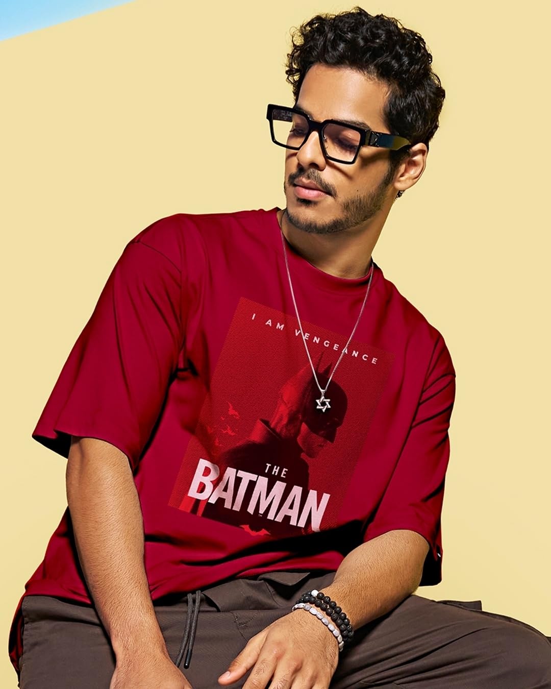Bewakoof Official DC Merchandise Mens Graphic Print Oversized Fit Half Sleeve Round Neck Cotton T-Shirt