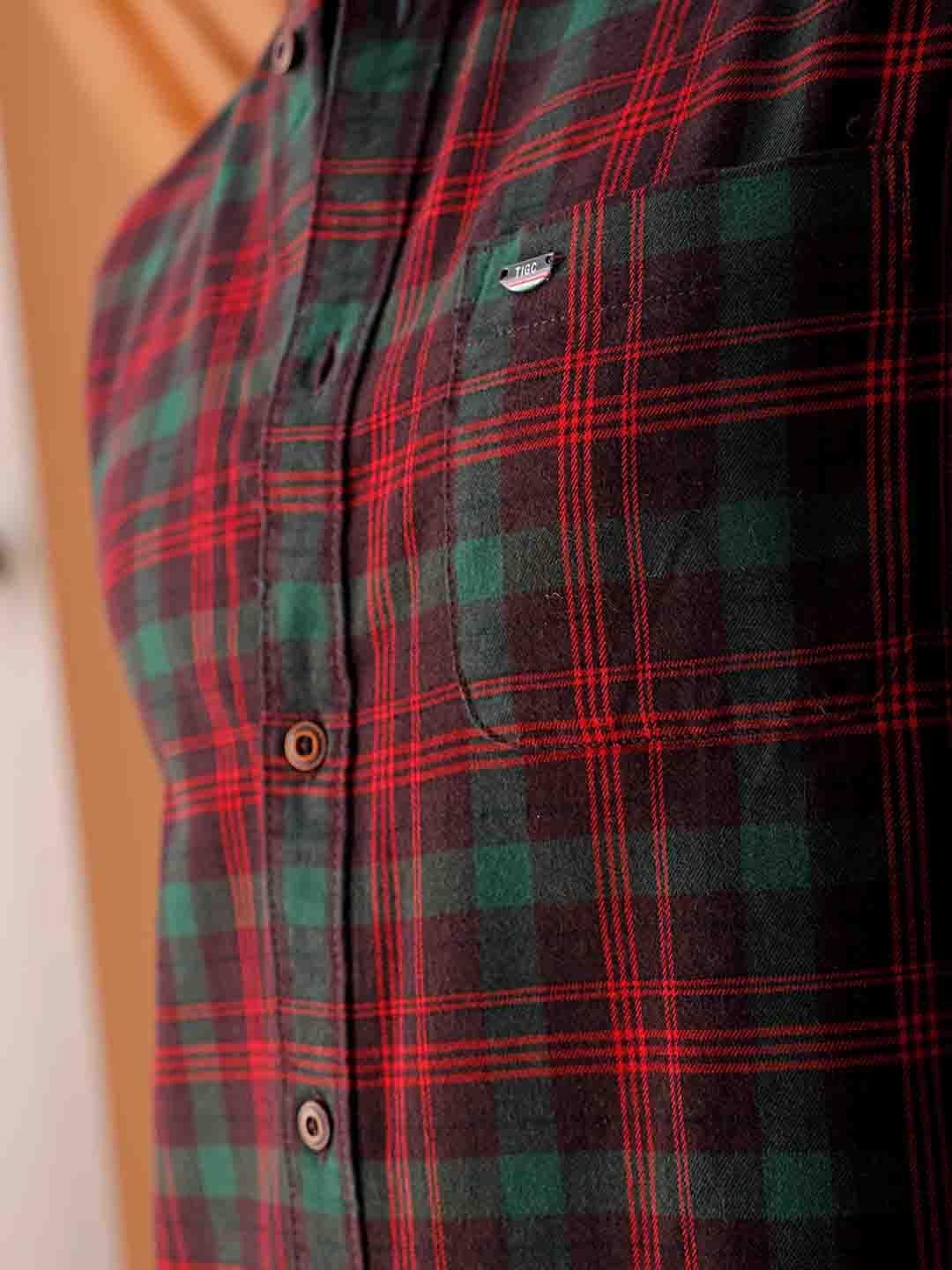 The Indian Garage Co Mens Slim Fit Shirt (1223-SHBCYD-05-01_Red