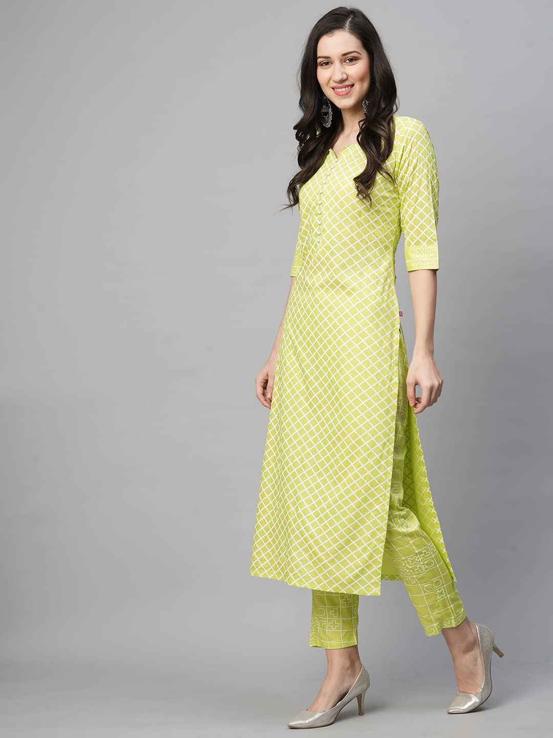 ANNI DESIGNER Women's Cotton Blend Printed Straight Kurta with Pant (CRY-Parrot)