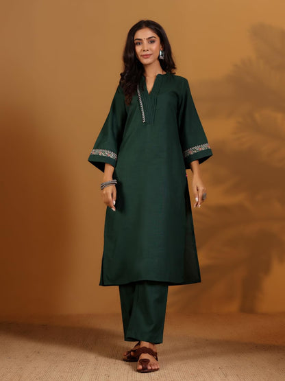 Varanga Thread Embroidered With Pleated Deatialing Flared Sleeve Kurta With Trouser Green