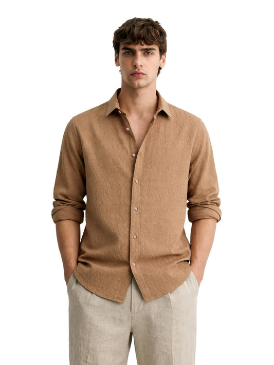 The Indian Garage Co Mens Slim Fit Textured Cutaway Collar Full Sleeves Resort Shirt