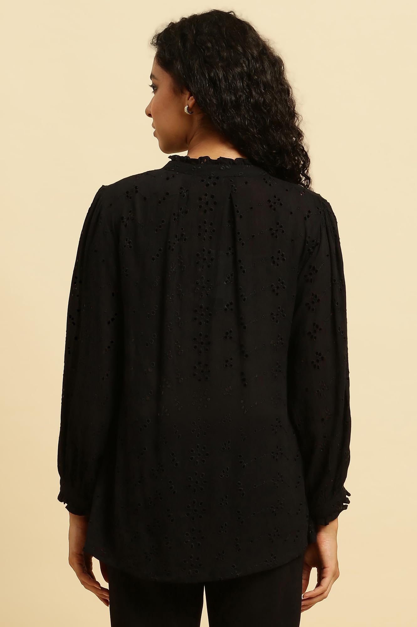 W for Woman Womens Solid Regular Fit Top (23AUW30630-820738_Black